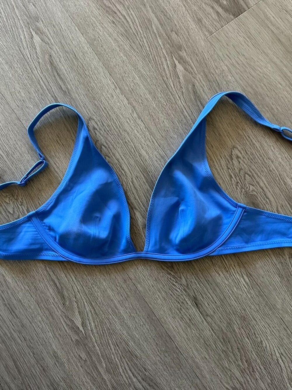 COS Recycled Polyamide Plunge Underwire Unlined Bikini Top - Bright Blue - 34C